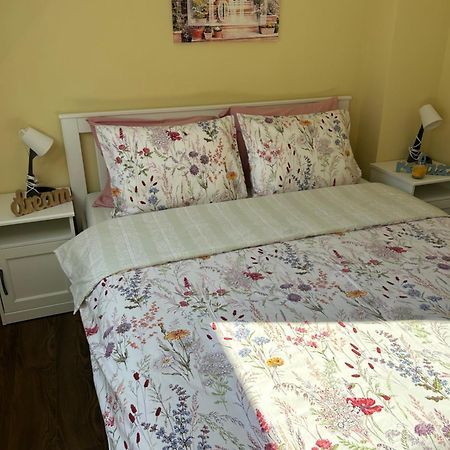 סנדנסקי Roma Apartment מראה חיצוני תמונה