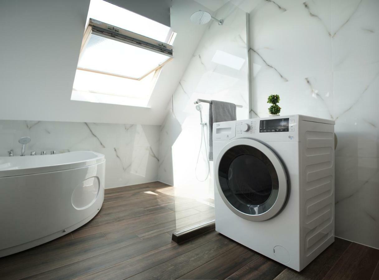 סנדנסקי Roma Apartment מראה חיצוני תמונה